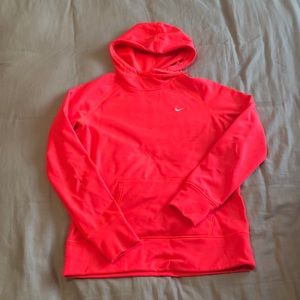 Nike Women’s Therma-Fit Hoodie